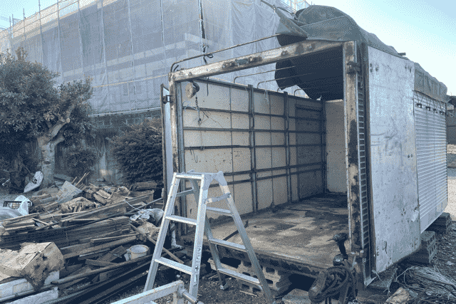 豊田市コンテナ撤去作業風景1